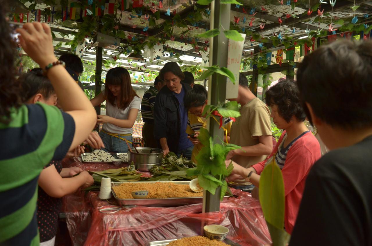 Shaoxing Laotaimen Luxun Native Place Youth Hostel Buitenkant foto